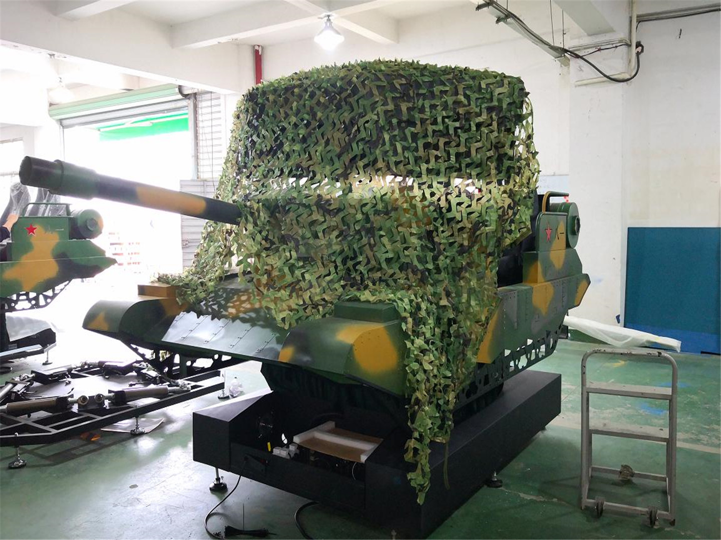 现代战争-坦克模拟战斗体验