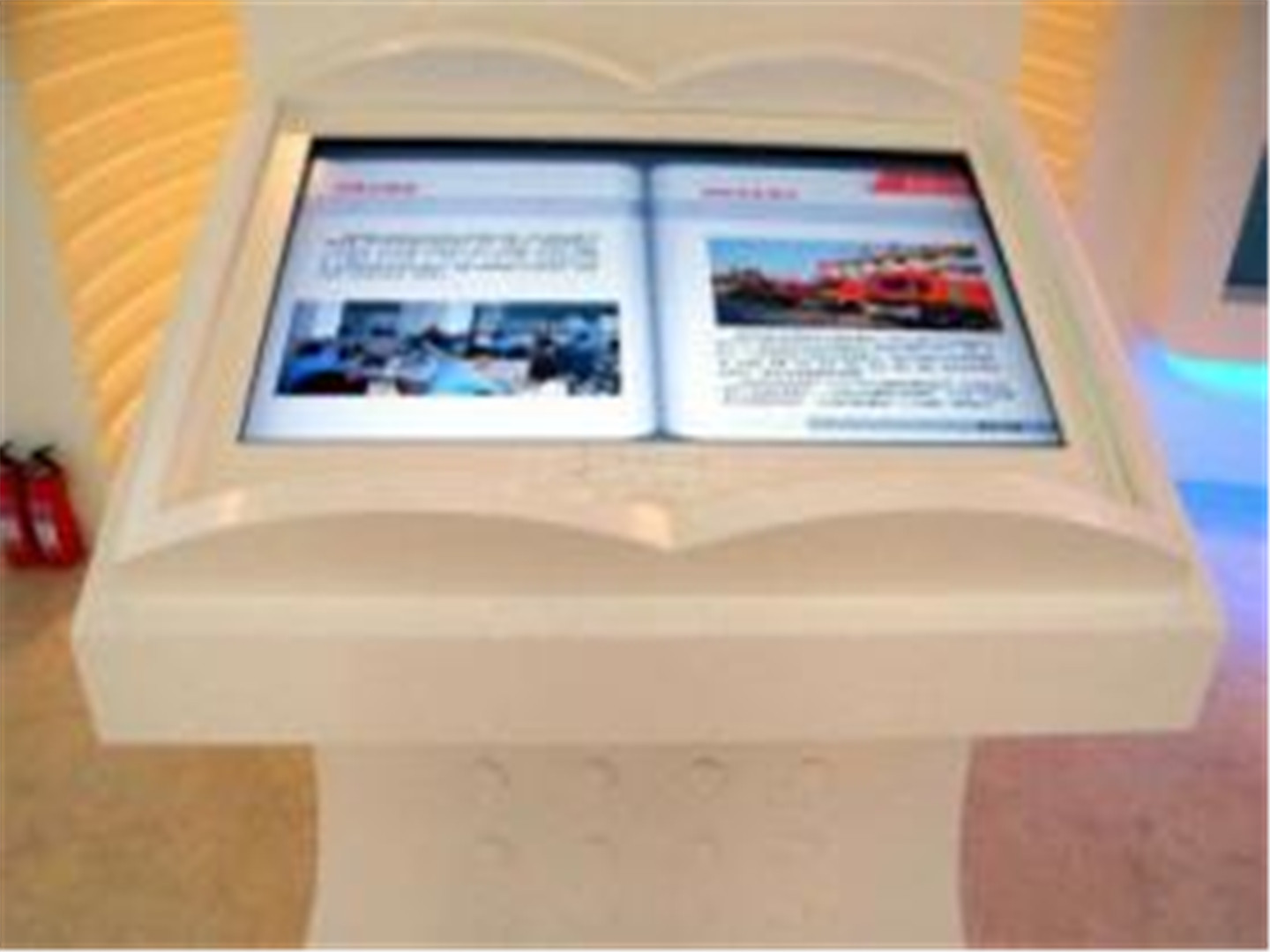 青少年文明守法虚拟翻书系统